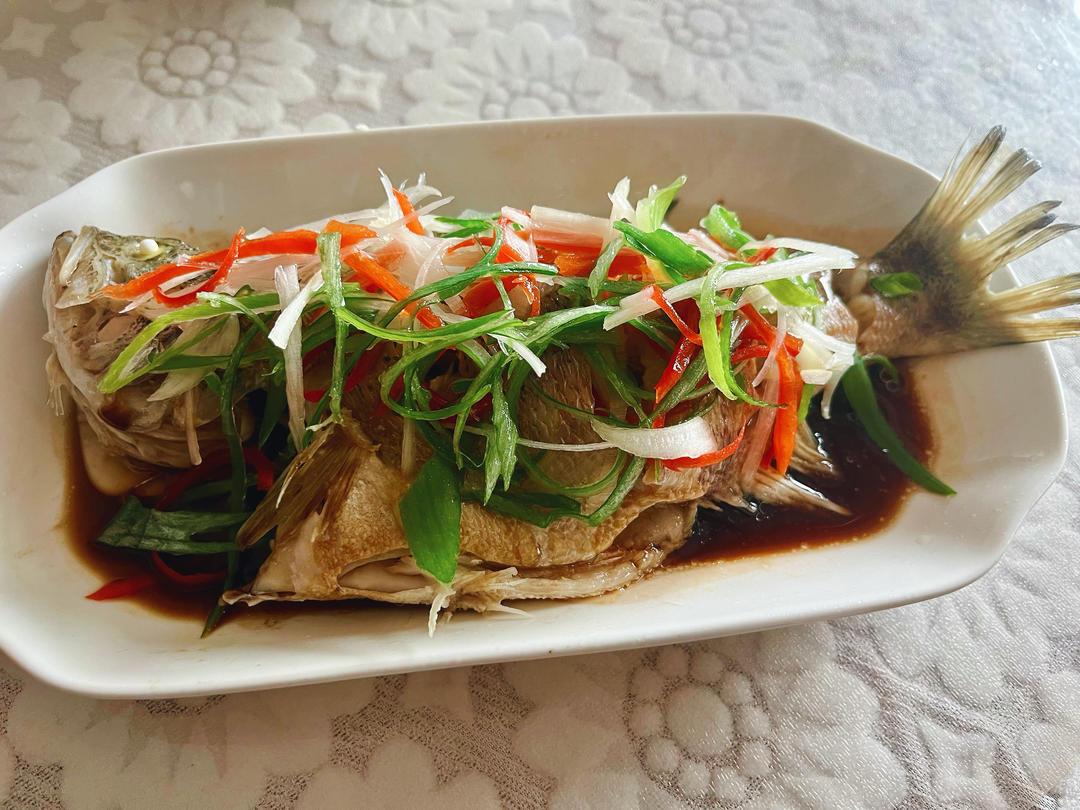 星级的清蒸鲈鱼