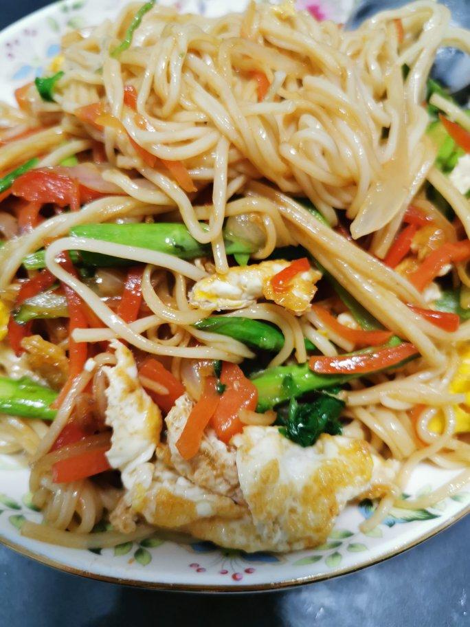 三人食