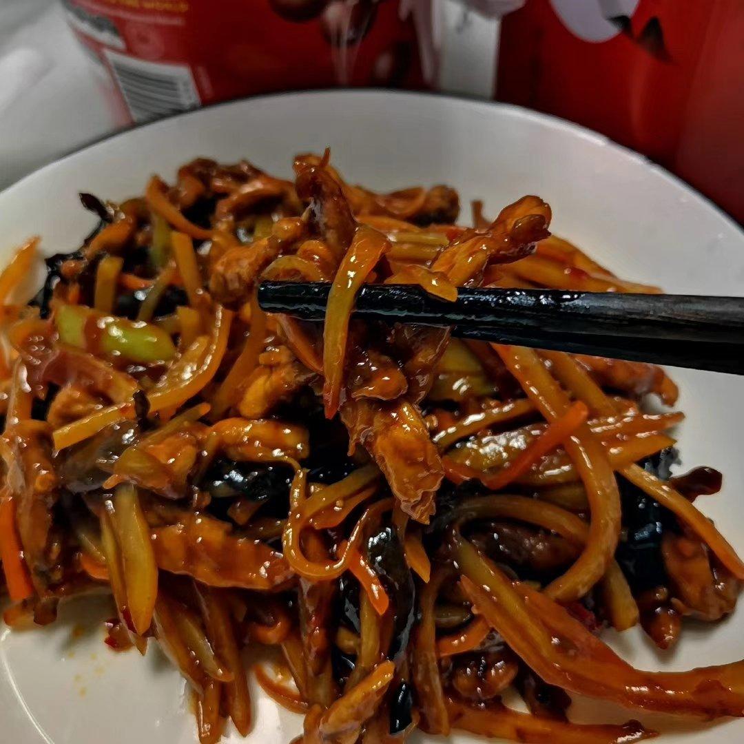 超好吃的鱼香肉丝（做法相当简单，一看就会）