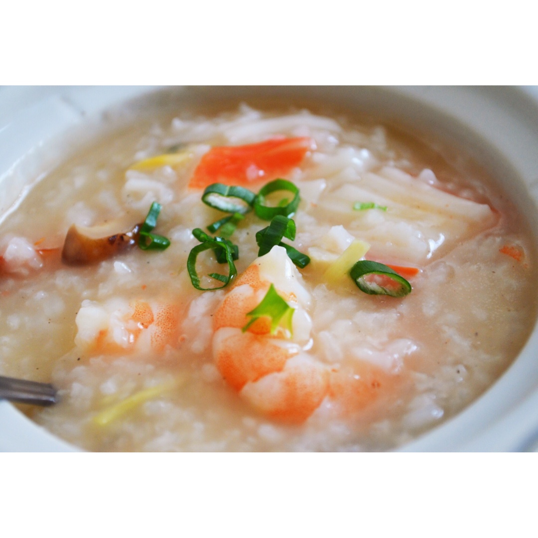 云鱼子做的十五分钟快手之砂锅鲜虾粥(附5分钟电饭煲电压力锅更快捷