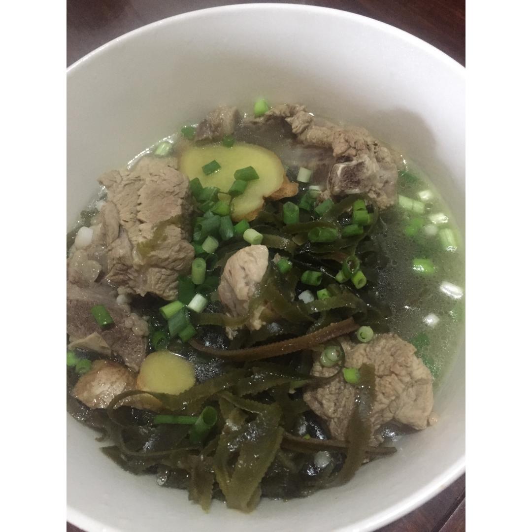 海带排骨汤