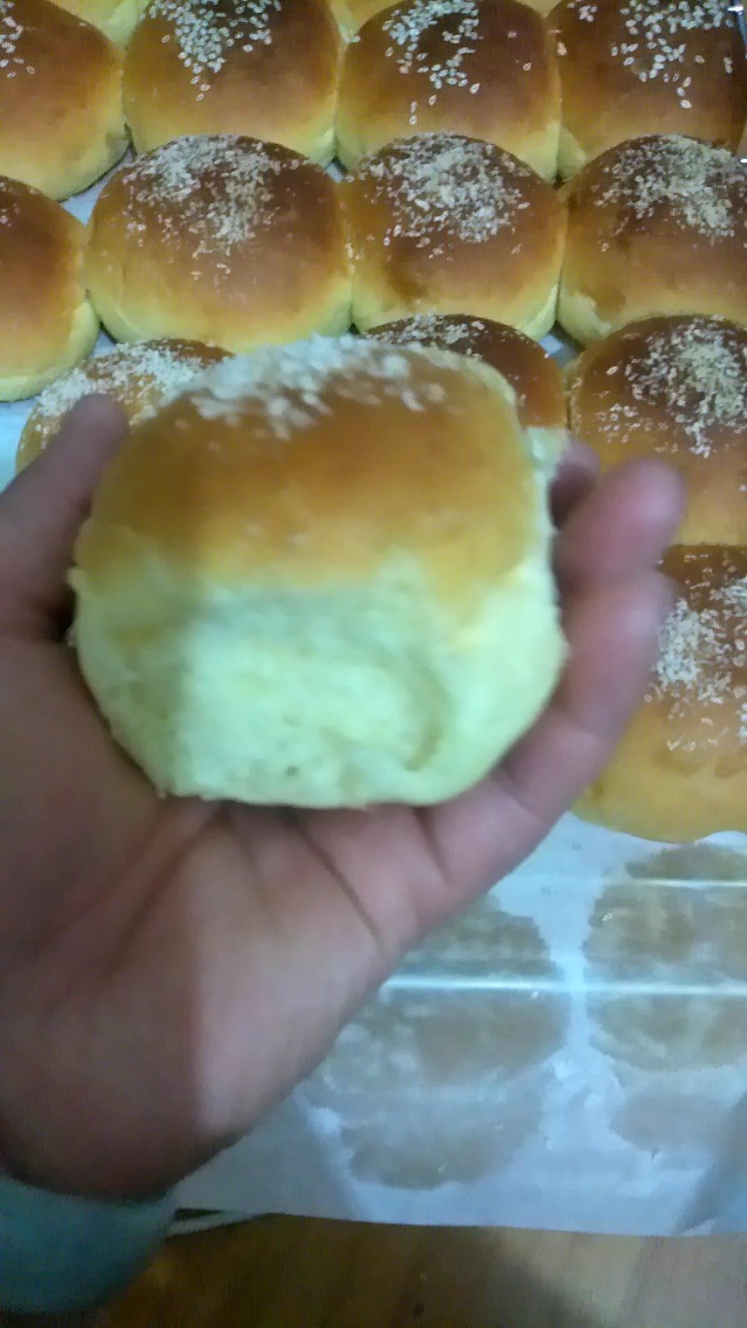 🥛超简单快手，柔软拉丝，一次发酵，牛奶小餐包