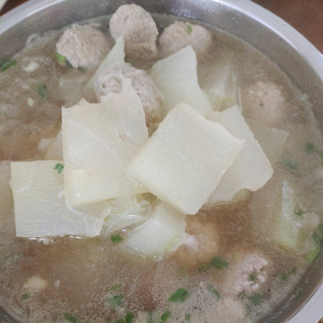 肉馅儿鲜美不柴的冬瓜丸子汤
