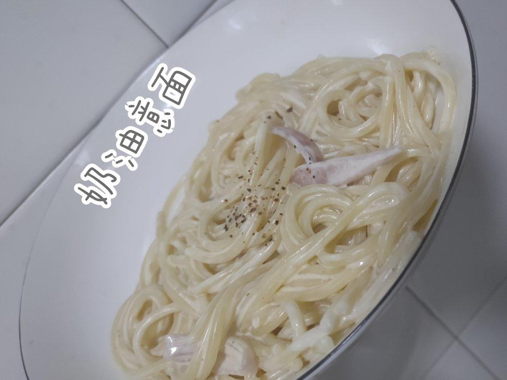 奶油芦笋蘑菇意面