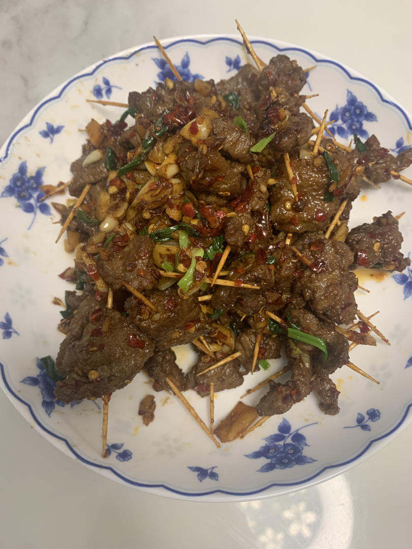 超简版！夜宵、下酒良配！最好吃的香辣牙签牛肉