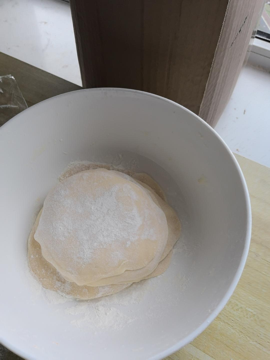 饺子皮（薄而筋道不用一个个擀）