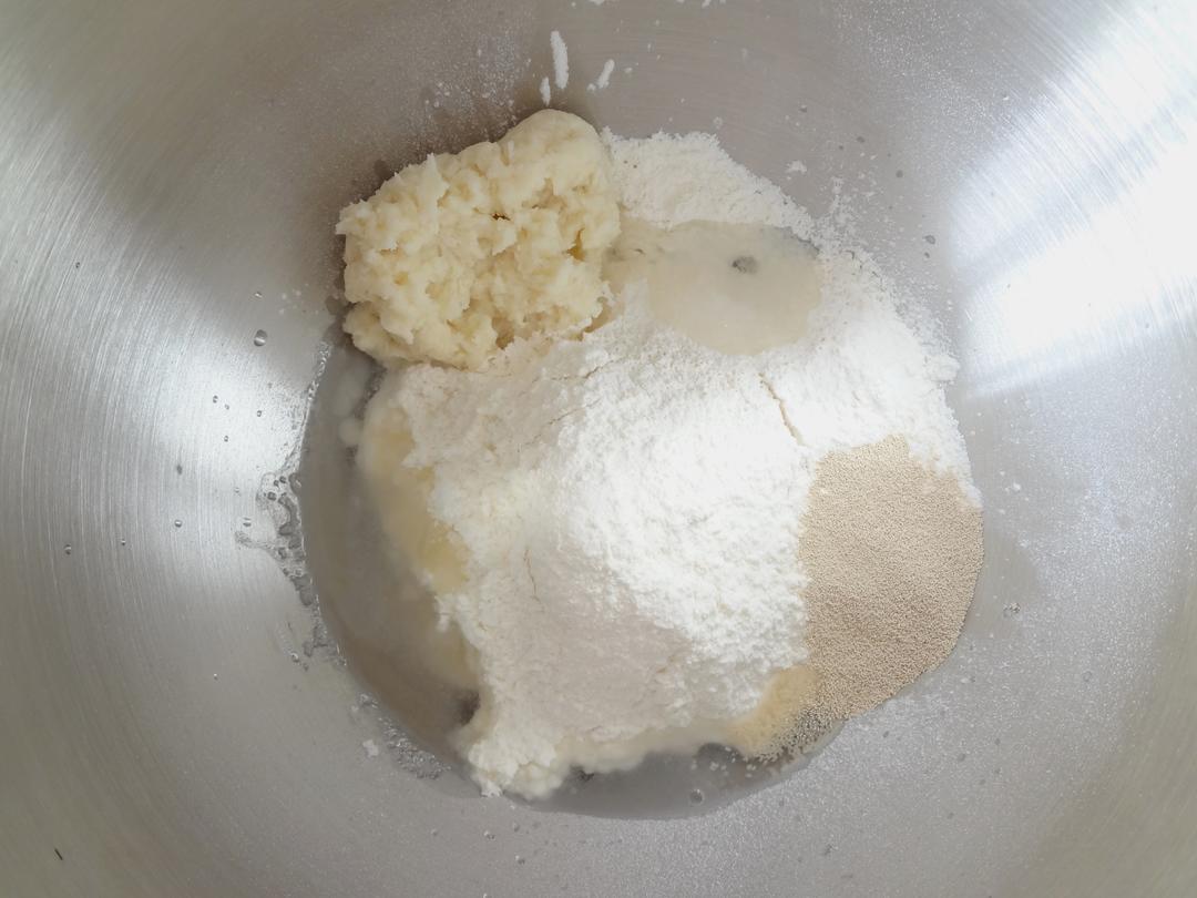 纯奶手撕吐司的做法 步骤1