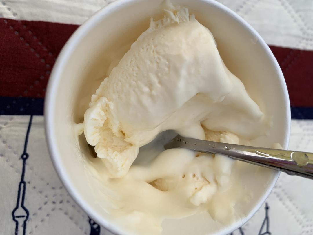 冰淇淋（消耗淡奶油）