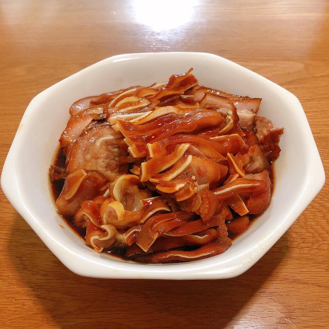 超爽口凉拌卤猪耳朵