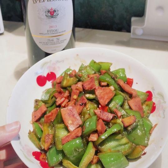 快手菜-青椒鸡蛋炒火腿