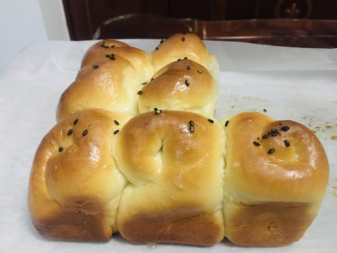 蜂蜜脆底小面包