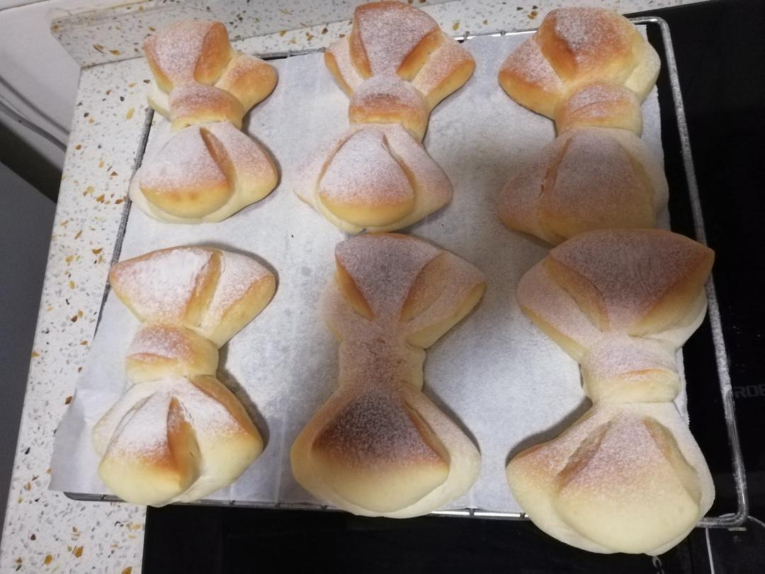 软萌可爱的蝴蝶结🎀面包