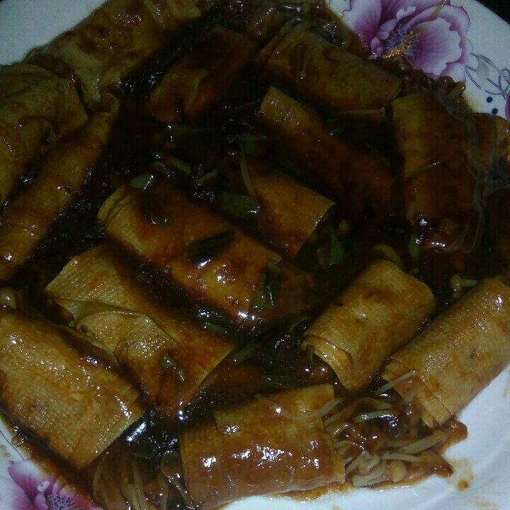 ⚡️减肥减脂素菜啃起❗️金针菇豆皮卷