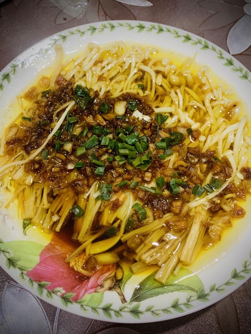 蒜蓉蒸金针菇