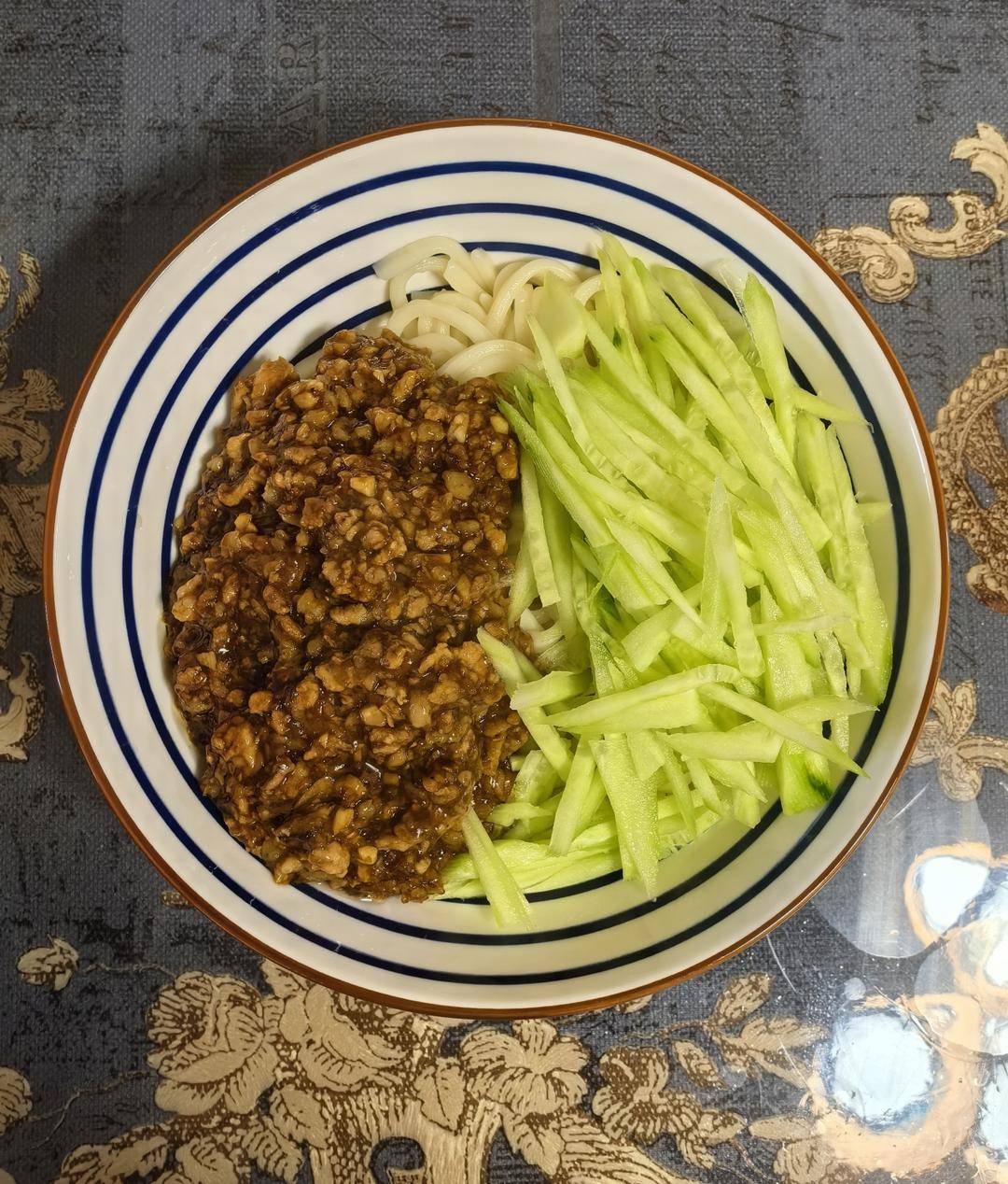 家常面~超简单又好吃的炸酱面🍜肉酱拌面