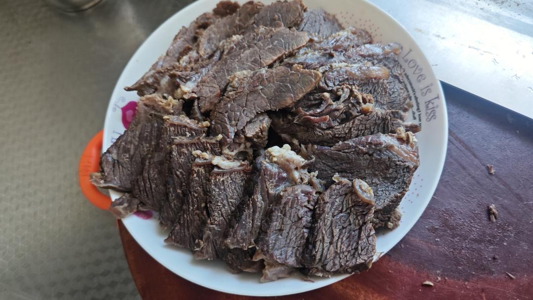 一镜到底｜宠粉福利｜卡卡爸·酱牛肉｜黄金法则视频