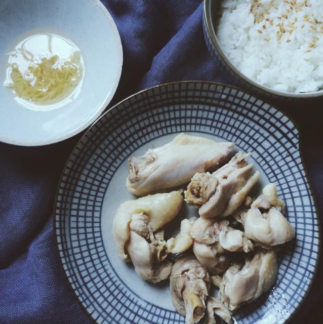 白斩鸡（切件再下锅版本）的做法