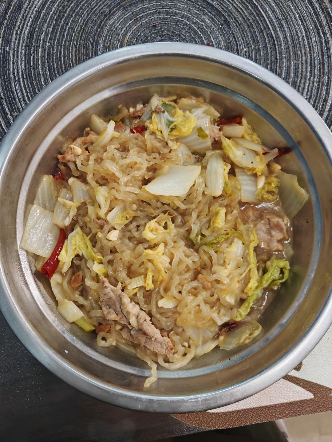 猪肉白菜炖粉条