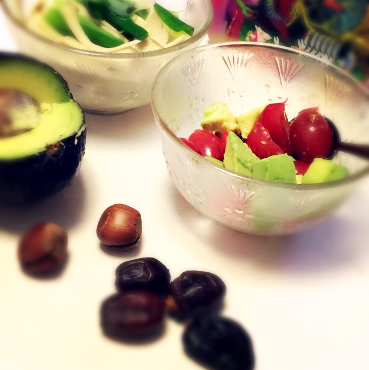 牛油果色拉