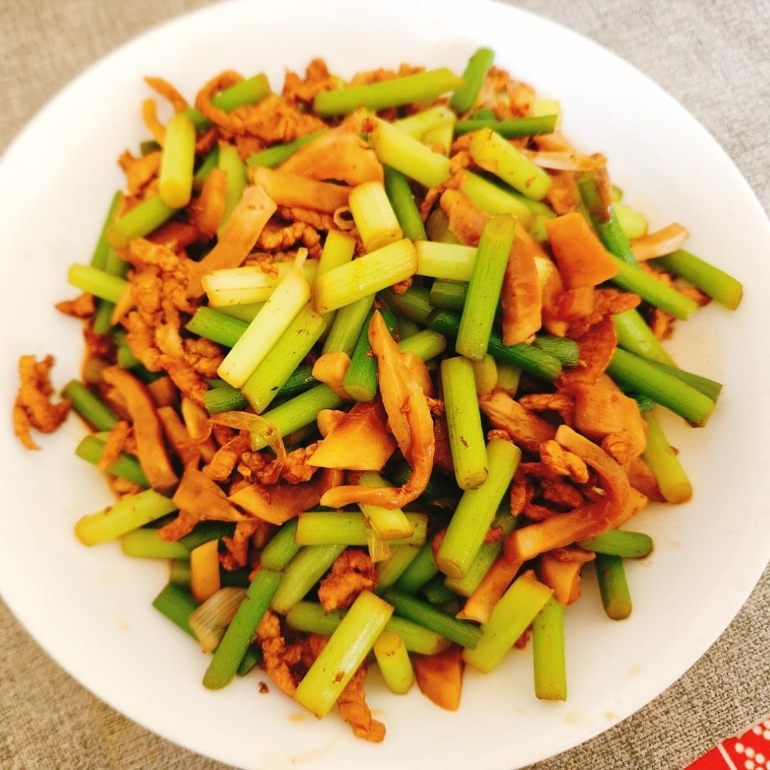蒜薹炒肉