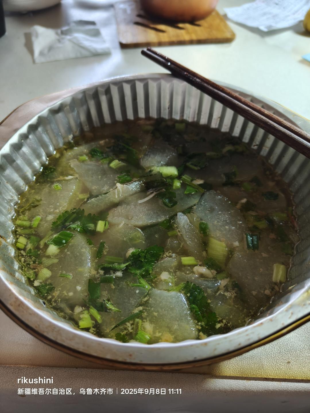 菜干咸骨粥（电饭煲就能搞定）