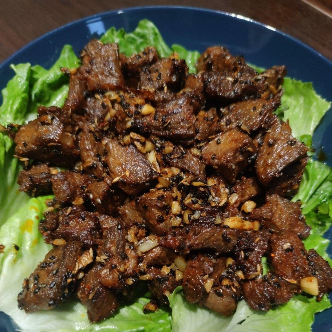 我做的蒜香孜然牛肉粒完爆烧烤店！！