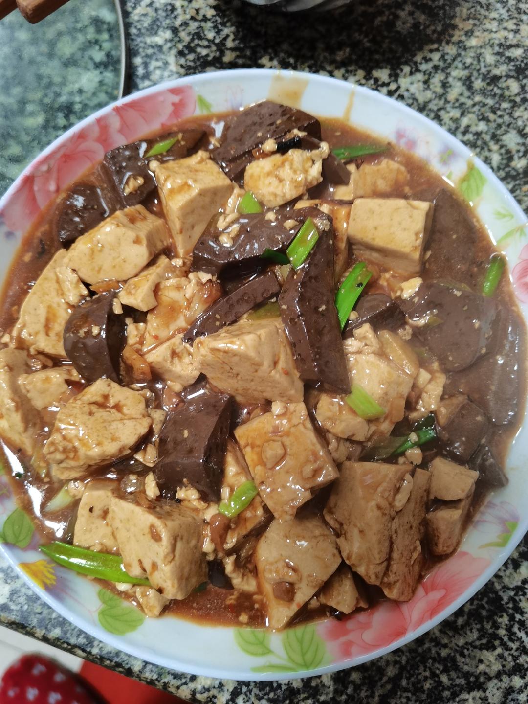 鸭血豆腐