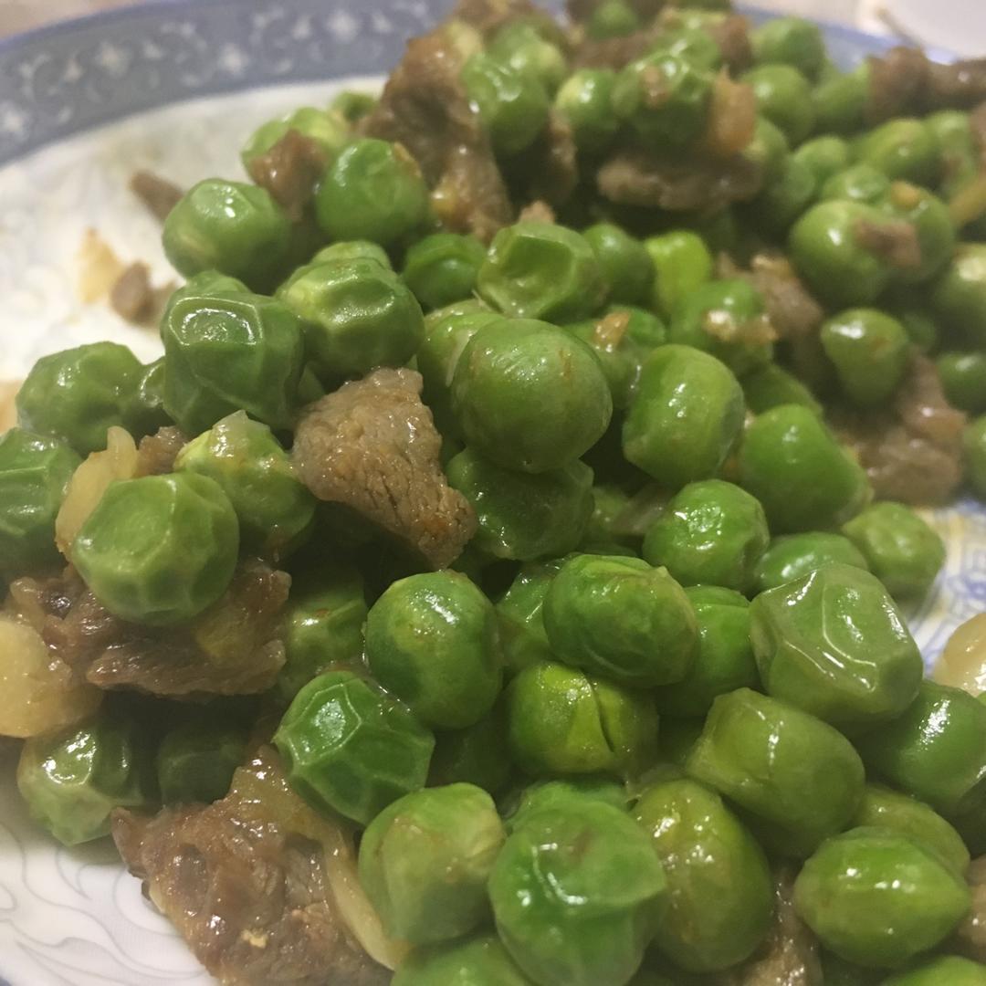 豌豆炒牛肉粒
