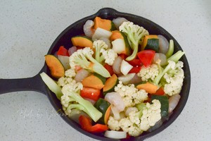 椰香南瓜咖喱焗花椰菜一锅端的做法步骤图 Viviennes 下厨房 椰香南瓜咖喱焗花椰菜一锅端的做法步骤图 Viviennes 下厨房