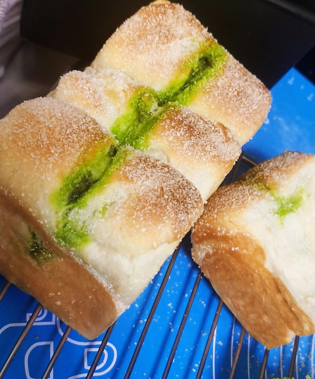 抹茶奶酥小金砖（70%中种吐司）