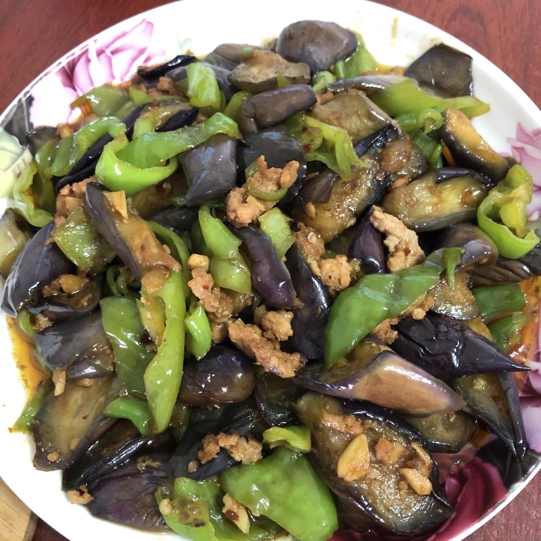 酱香肉末烧茄子