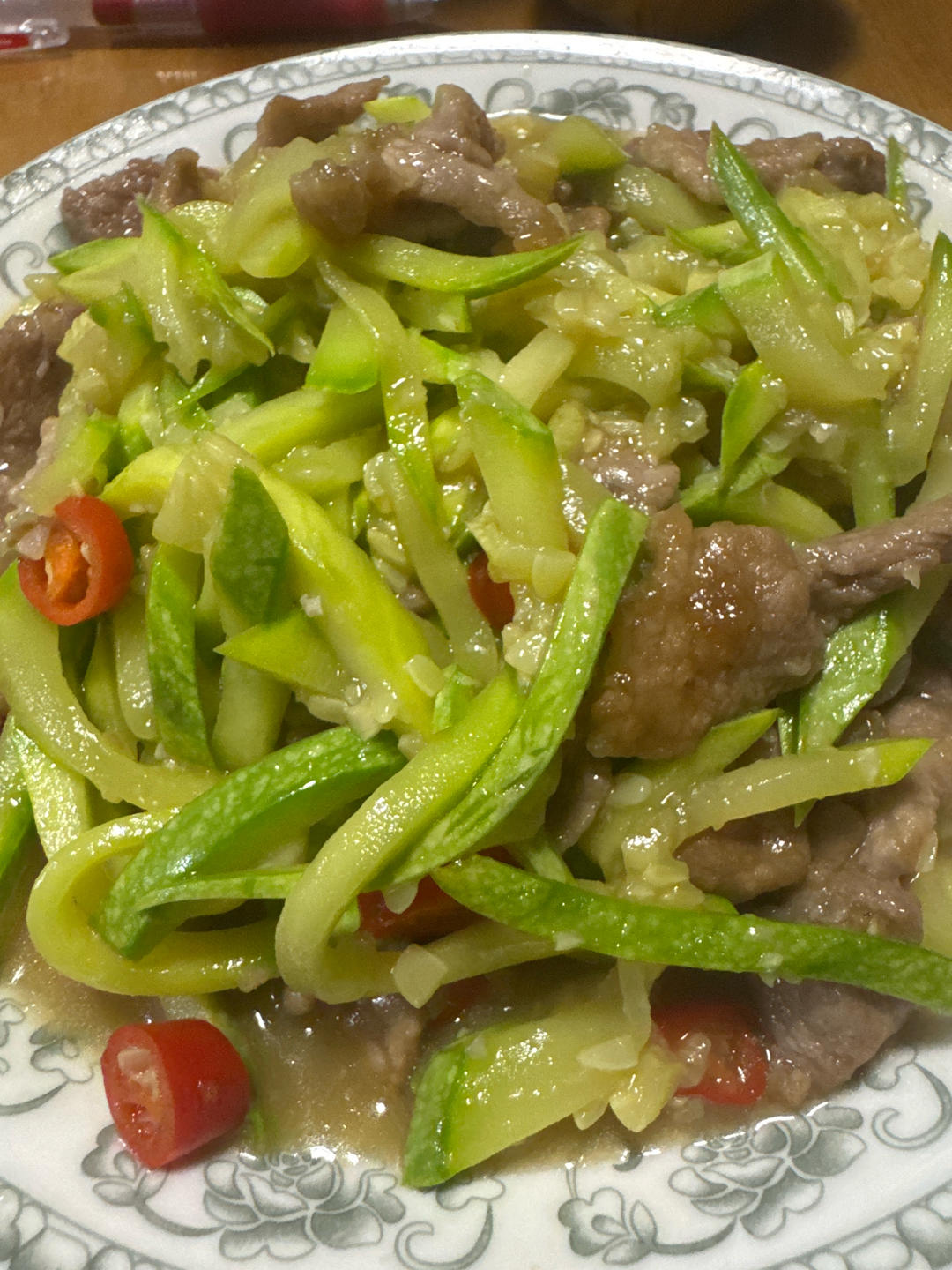 西葫芦炒肉，很适合减脂期的家常菜‼️