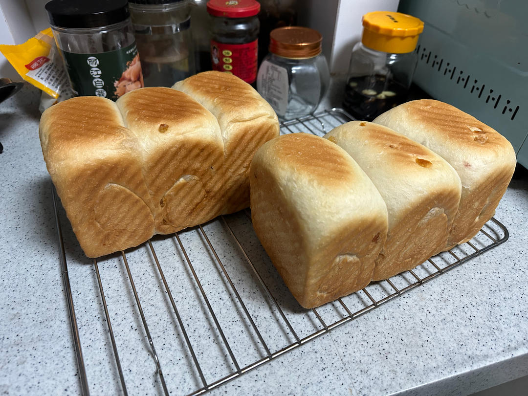 软到拿不起来的生吐司