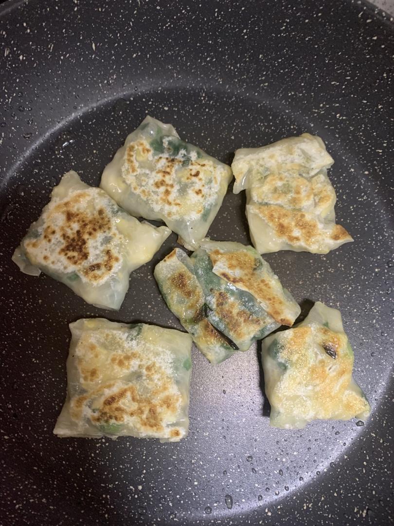 秒杀夜市小吃摊韭菜盒子(饺子皮版)