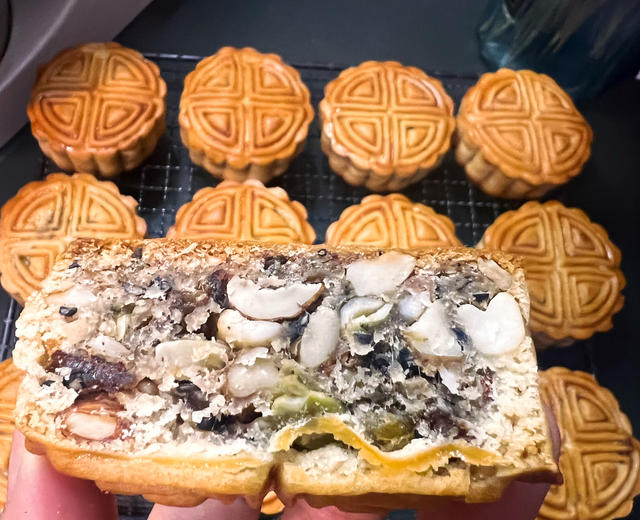 消耗坚果的广式五仁月饼(不甜腻)的做法