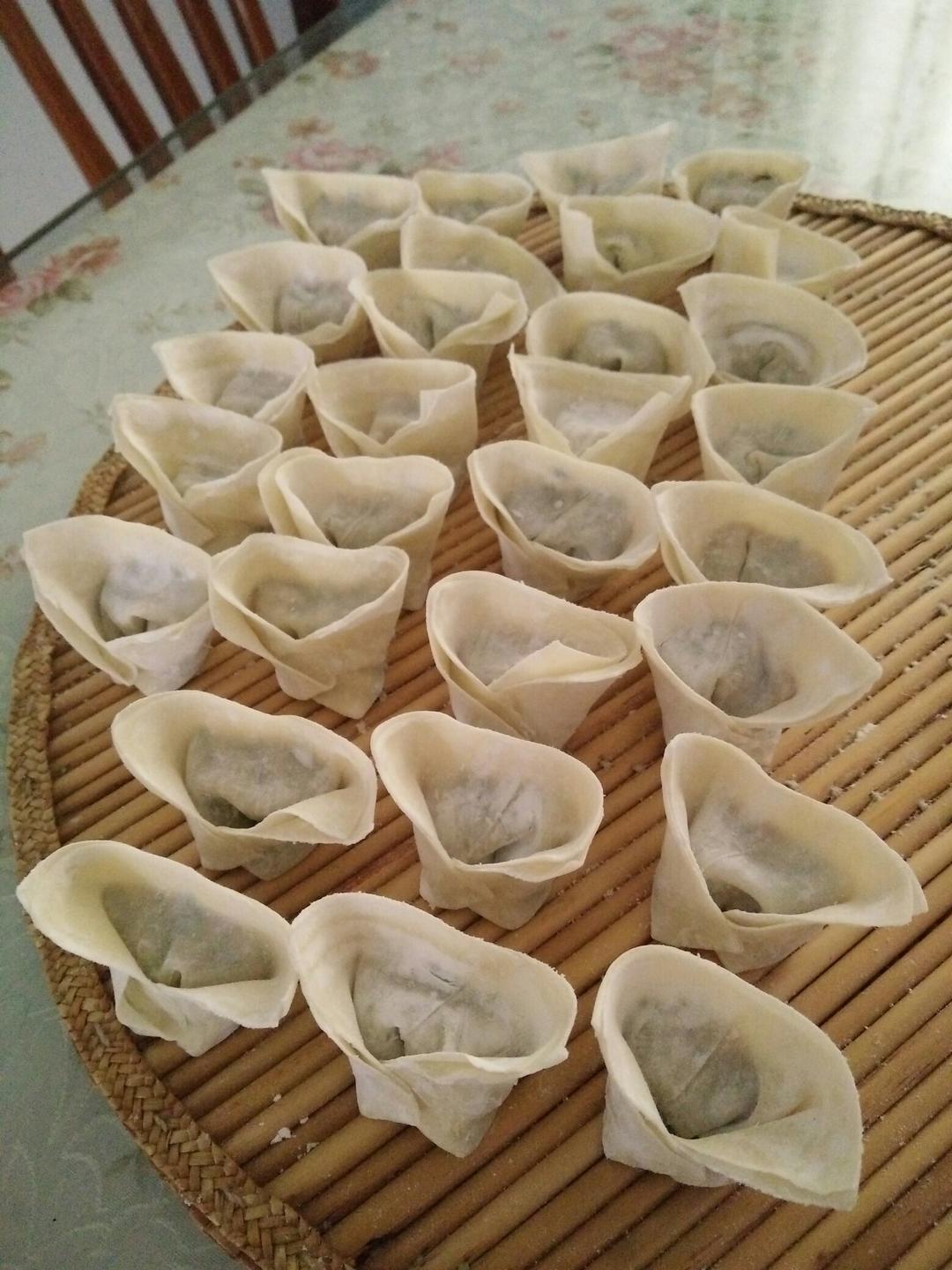 元宝馄饨的包法