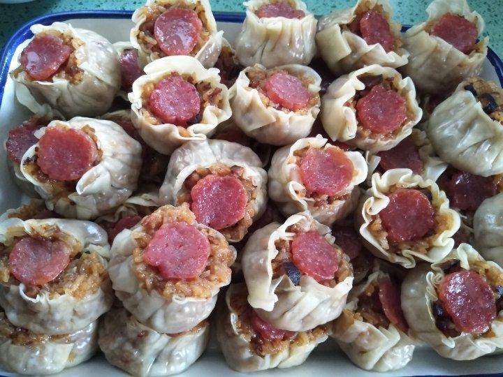 饺子皮咸蛋黄烧麦