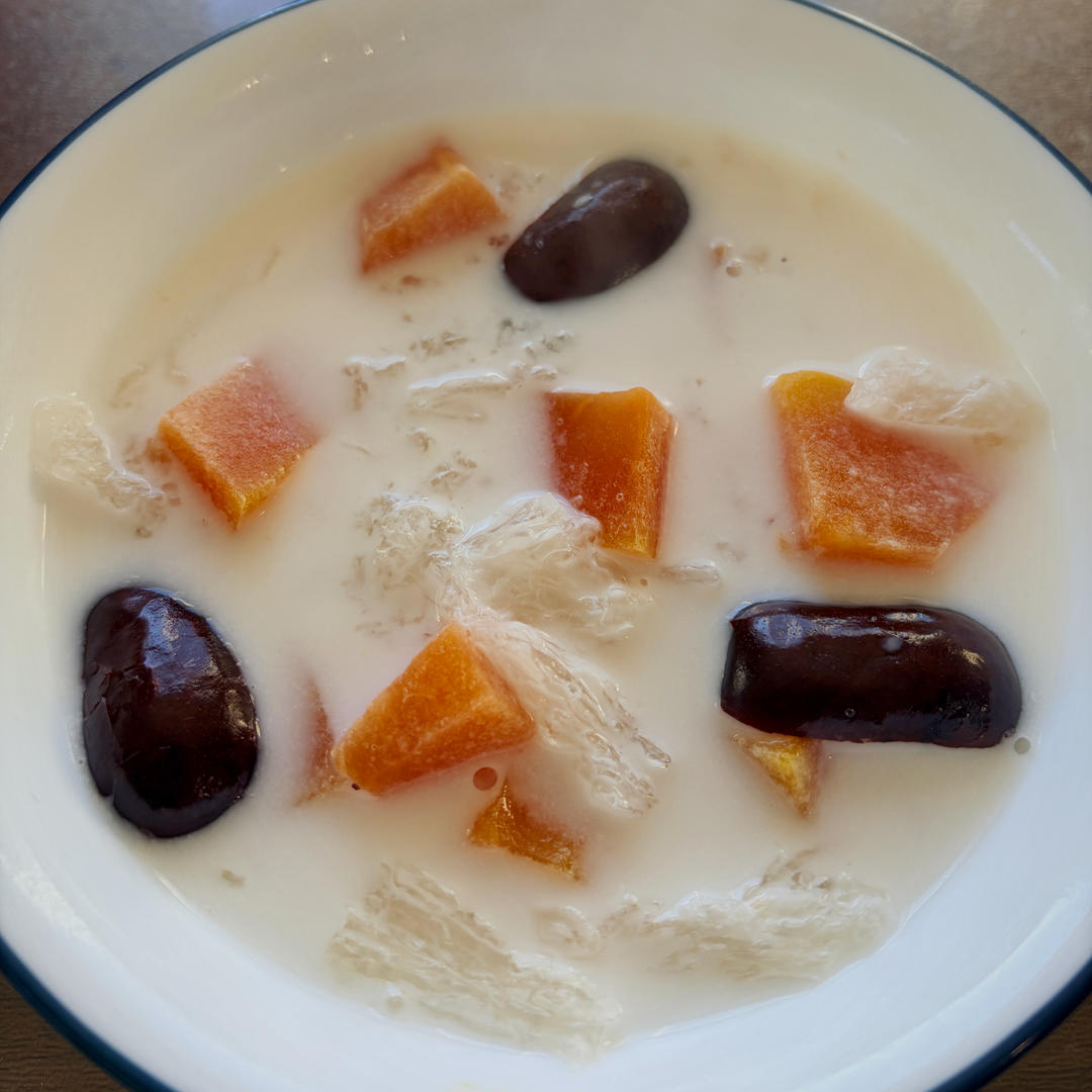 木瓜牛奶炖燕窝