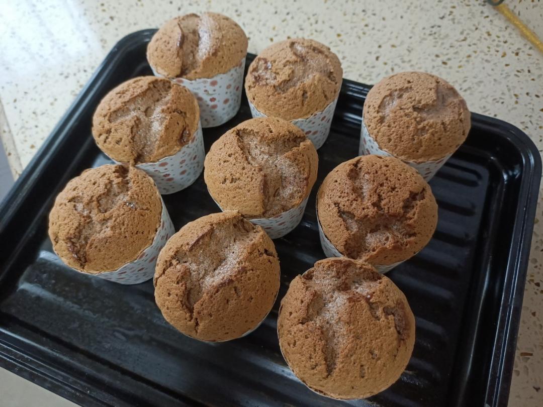 德芙巧克力戚风蛋糕杯