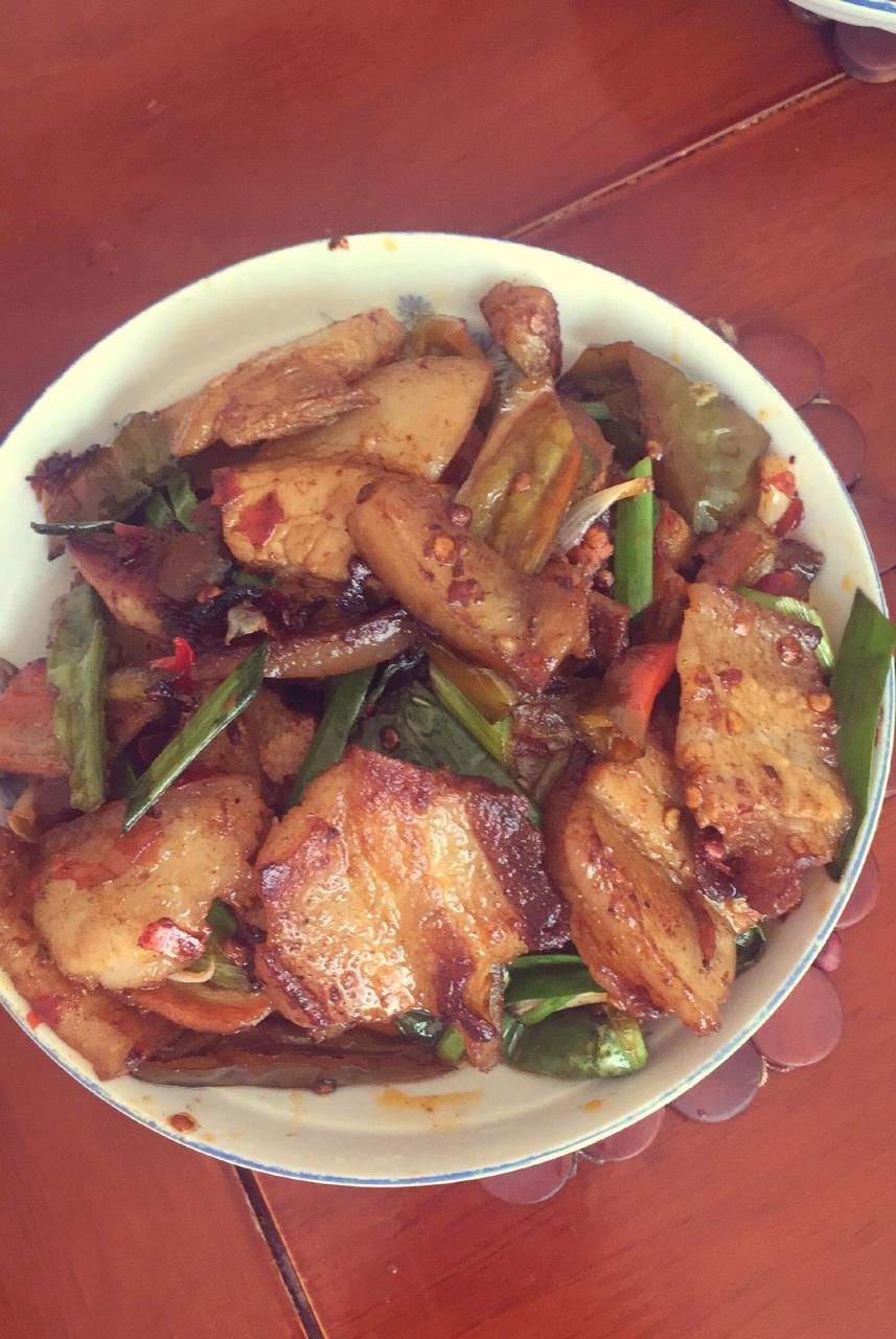 给我买一颗糖果吧做的四川回锅肉