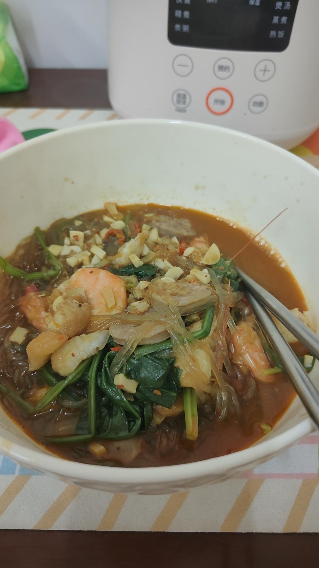 快手海鲜酸辣粉