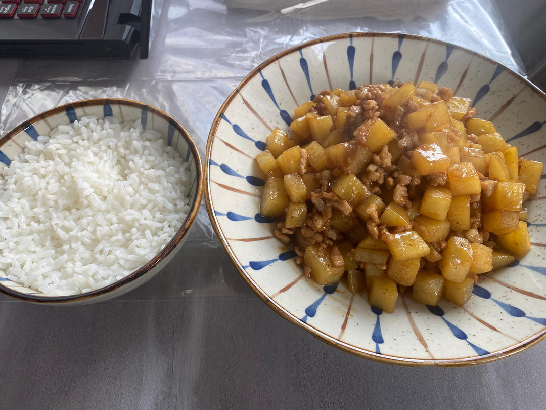 超级下饭肉沫土豆