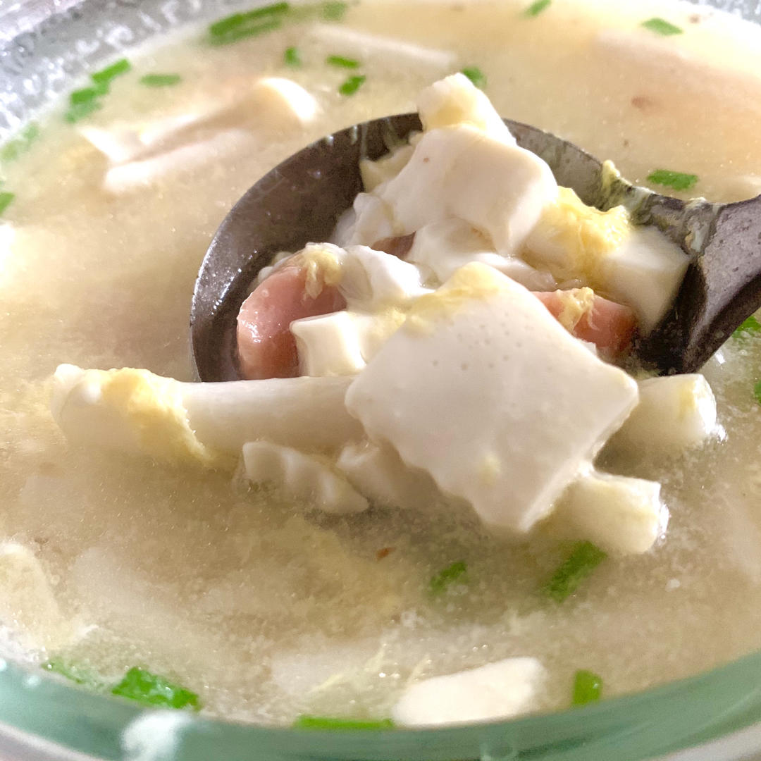 家常美味—海鲜菇豆腐羹