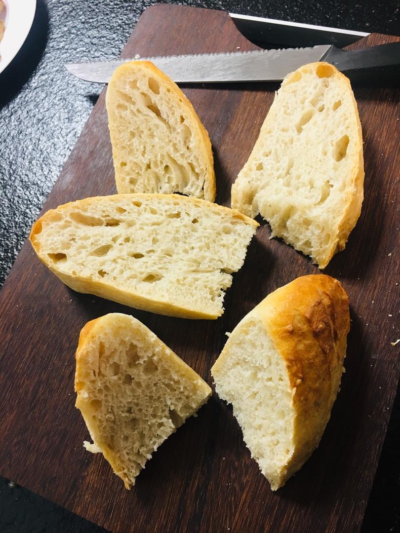 传统欧包
天然酵种 让你的面包拥有大气孔 漂亮耳朵