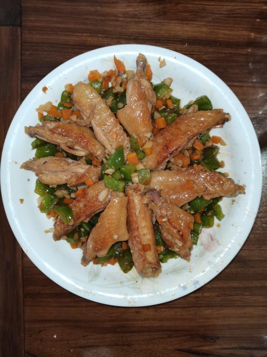 蒜香鸡翅，这才是鸡翅最好吃的做法