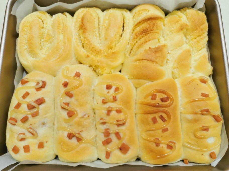 香葱火腿肉松面包
