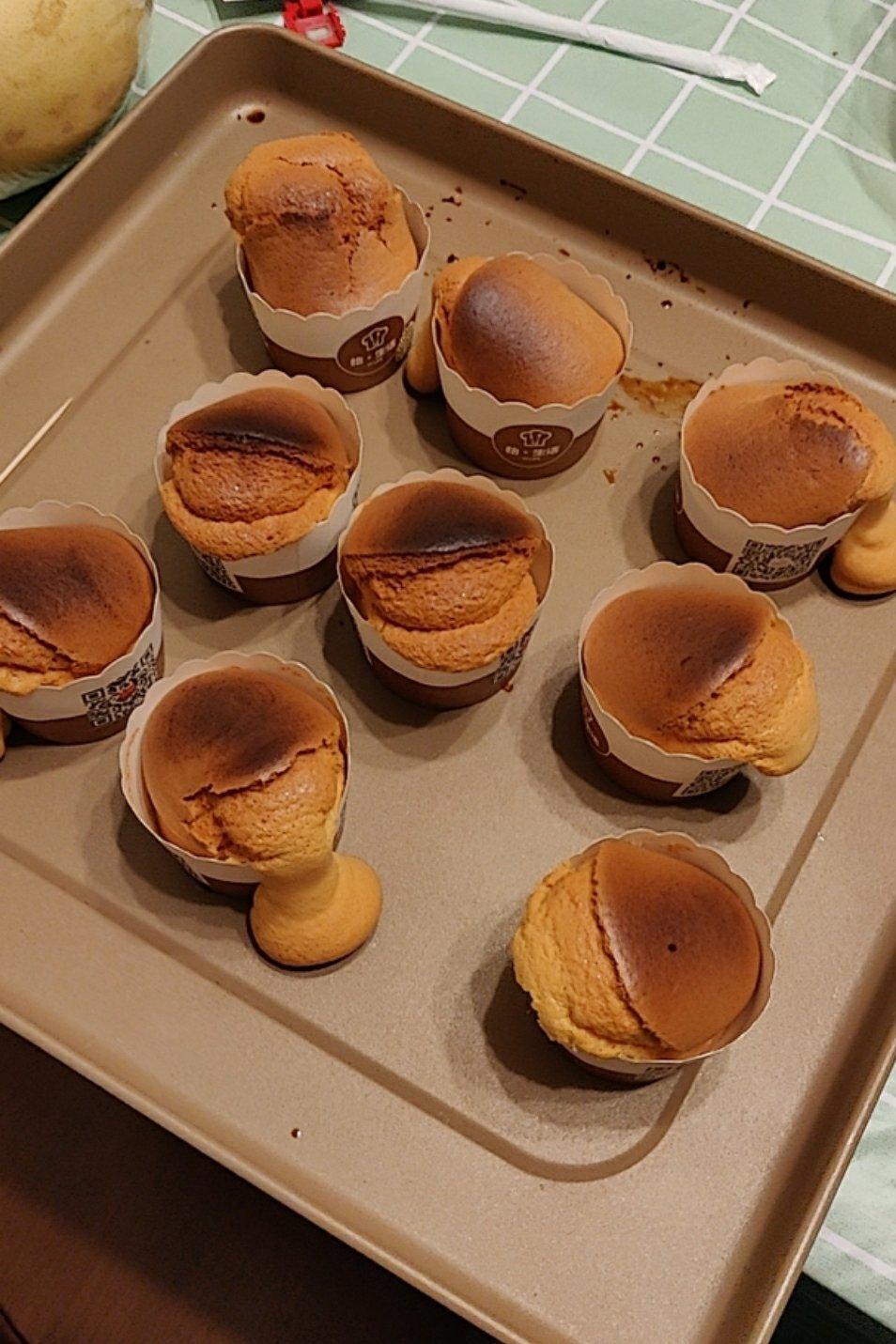 炼乳纸杯蛋糕
