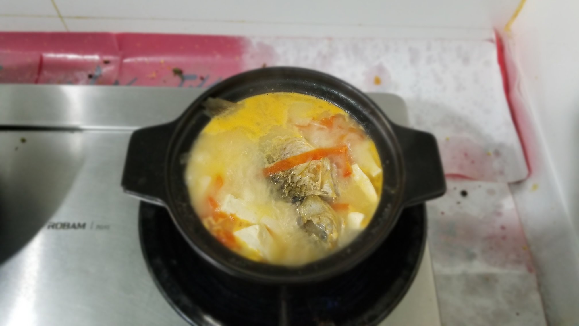 鲫鱼豆腐西红柿汤