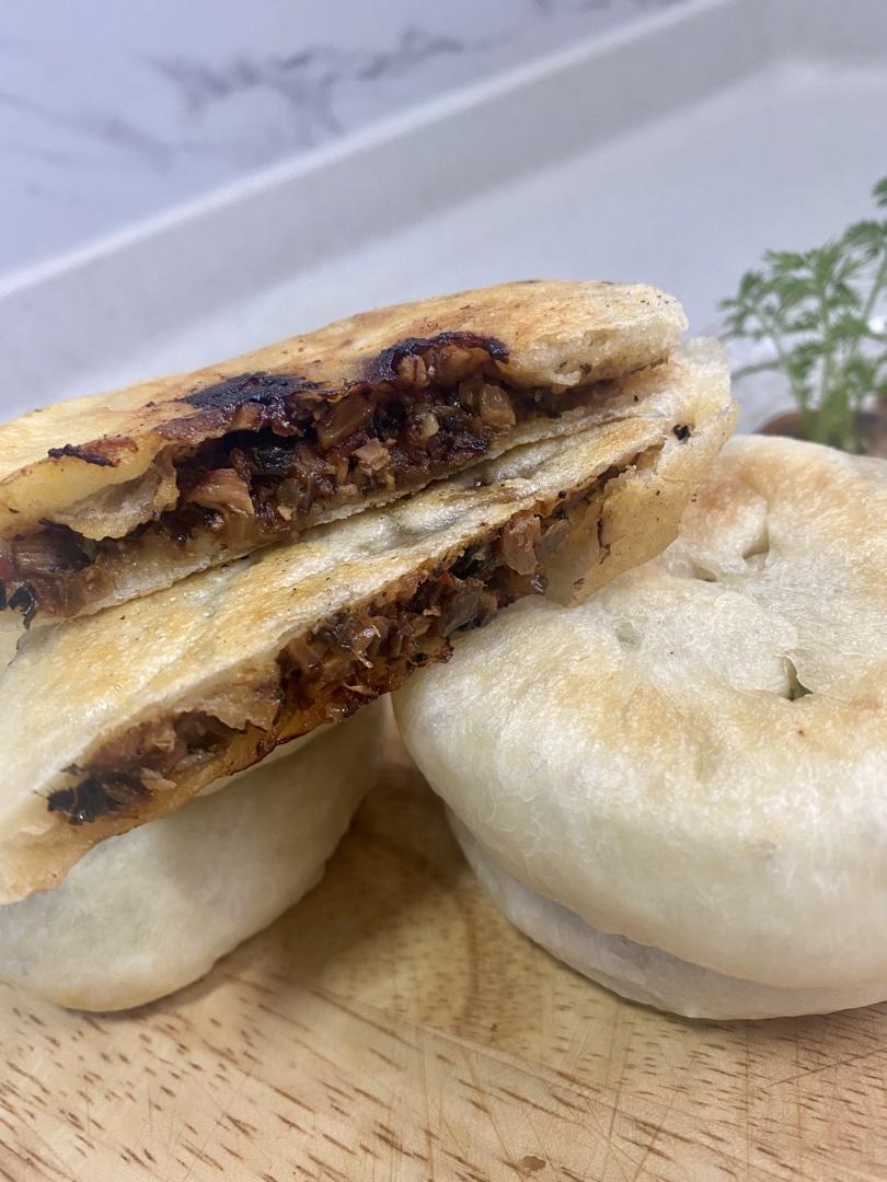 孟冬捻旧人做的梅干菜馅饼