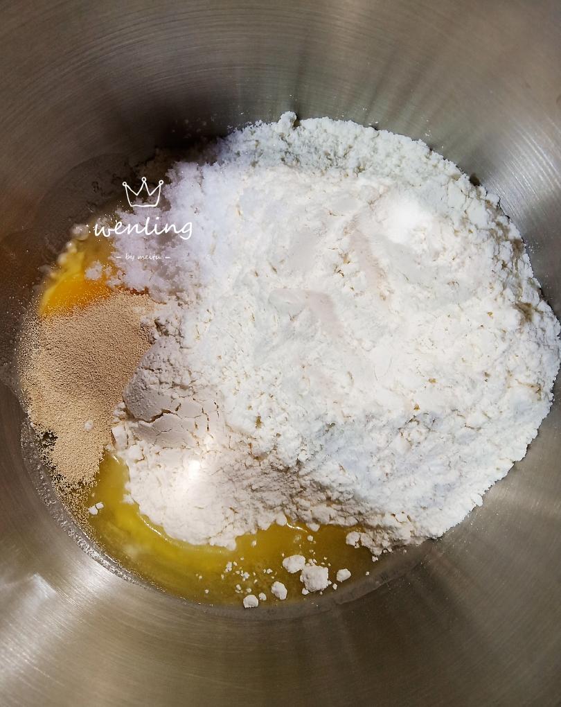 纯奶手撕吐司的做法 步骤1